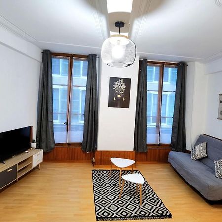 Charmant T2 Meuble Quartier Chateau De Pau Eksteriør billede